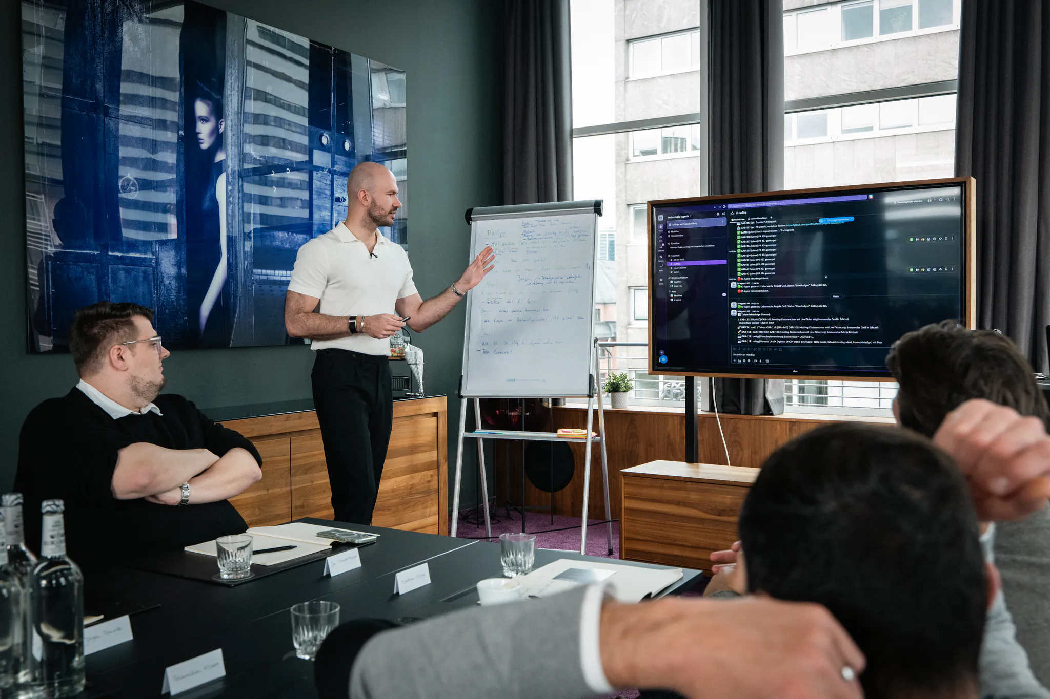 Zwei Mitarbeiter von IT Studio Rech Zwei Mitarbeiter von IT Studio Rech